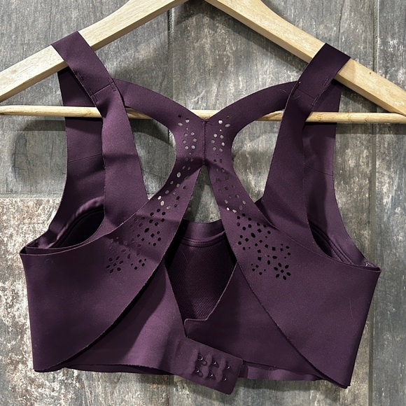 32C - Victoria Secret Purple Sports Bra - Picture 2 of 3